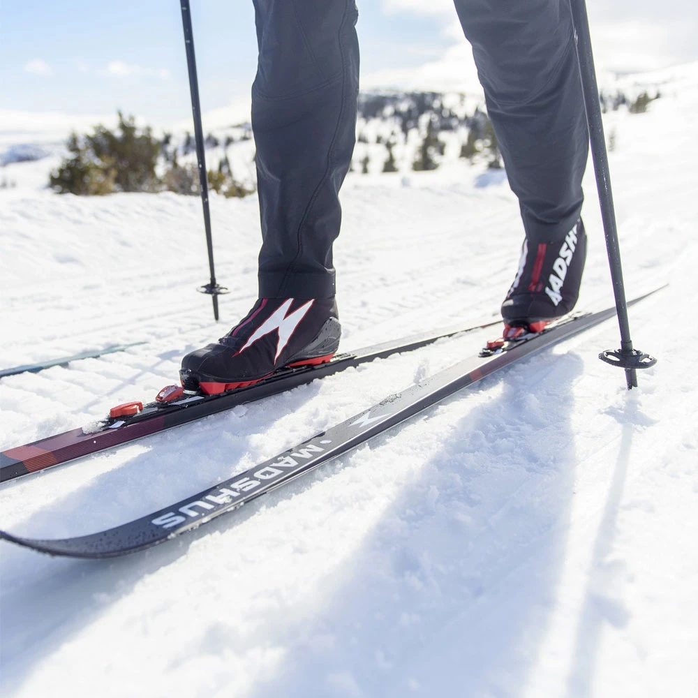 Madshus Fjelltech M50 Skin Langlauf-Set Black/Red Damen, Herren 5 Madshus Fjelltech M50 Skin Langlauf-Set Black/Red Damen, Herren – Bild 5